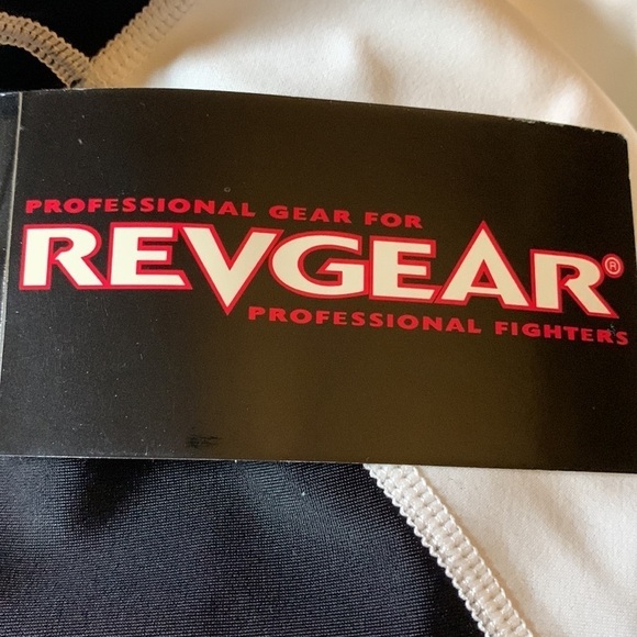 Gorilla combat is a Martial Arts School - not sure where I got this - Picture 4 of 5